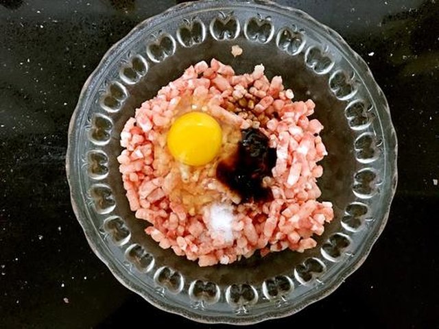 【鲜肉小馄饨】步骤2