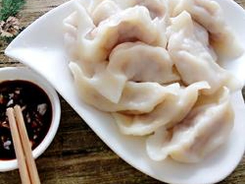 榆黄菇猪肉饺子