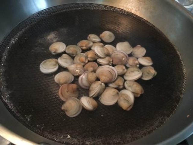 【粤式海鲜面】步骤2
