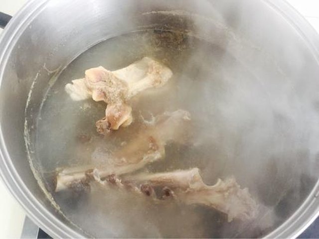 【羊肉烩面】步骤4