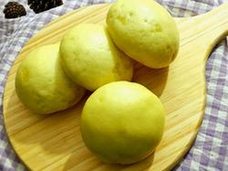 玉米面奶黄包