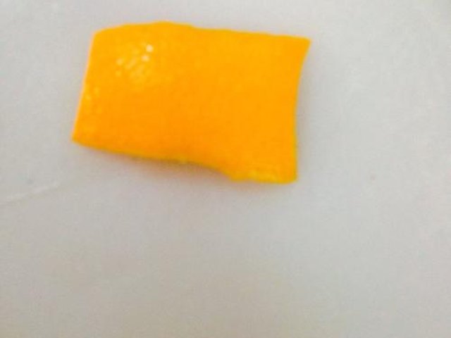 【法式煎羊排配白兰地烩彩椒牛肝菌汁】步骤3