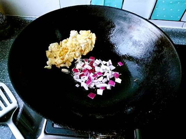 【蔬菜炒饭】步骤3