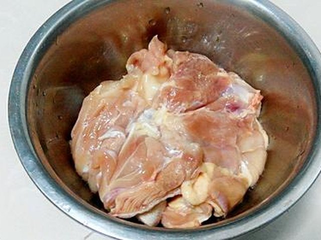 【奥尔良鸡腿堡】步骤1