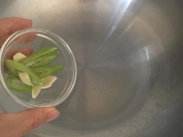 【紫菜西红柿蛋花汤】步骤4