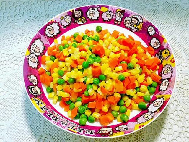 【虾仁彩蔬拌飯】步骤3