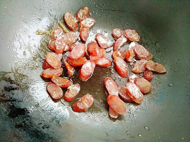 【香菇腊肠焖饭】步骤4