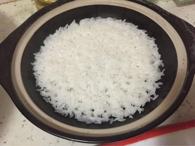 【南瓜盅海鲜饭】步骤3