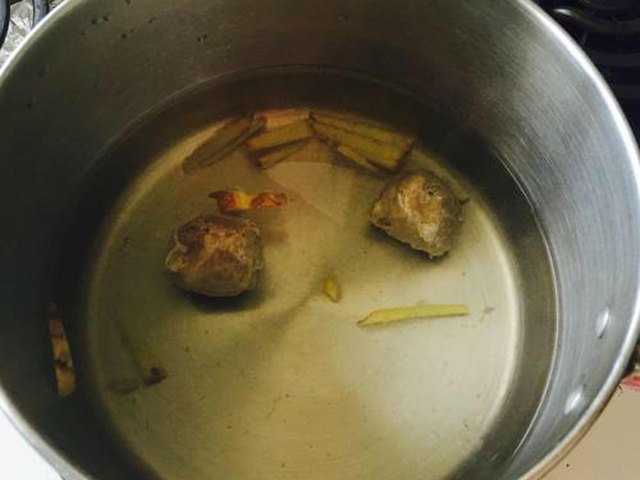 【牛肉清汤面】步骤3