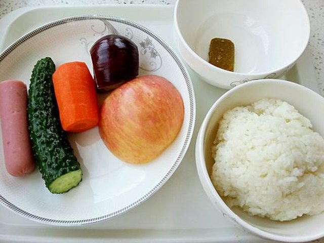 【咖喱苹果炒饭】步骤1