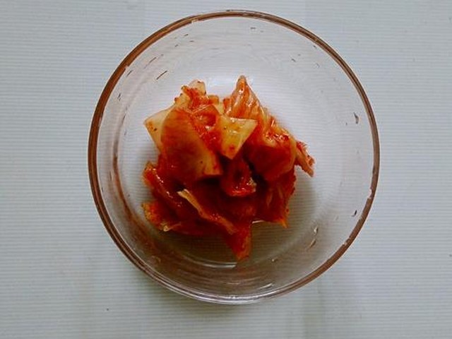 【辣泡菜拌饭】步骤3