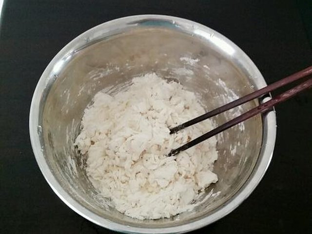 【西红柿鸡蛋烩面片】步骤2