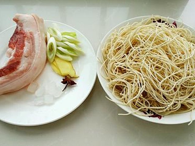 【红烧肉豆角焖面】步骤2