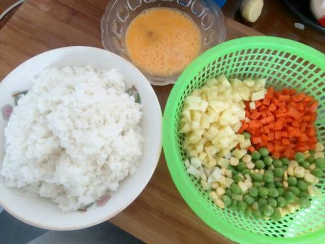 【黄金炒饭】步骤1