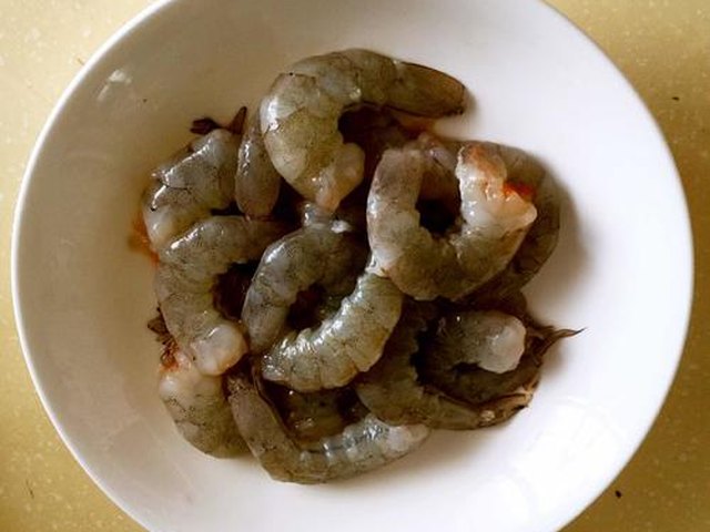 【虾仁炒饭】步骤1