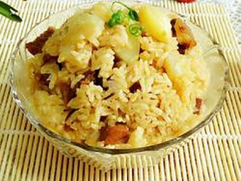 牛肉焖饭