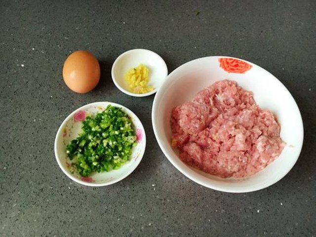 【鲜肉馄饨】步骤1