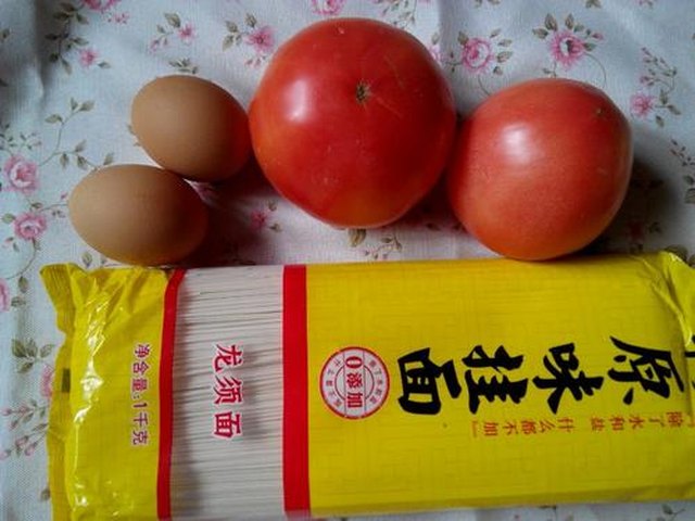 【番茄鸡蛋面】步骤1