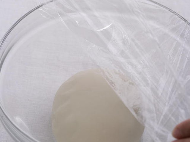 【鲜虾灌汤包】步骤3