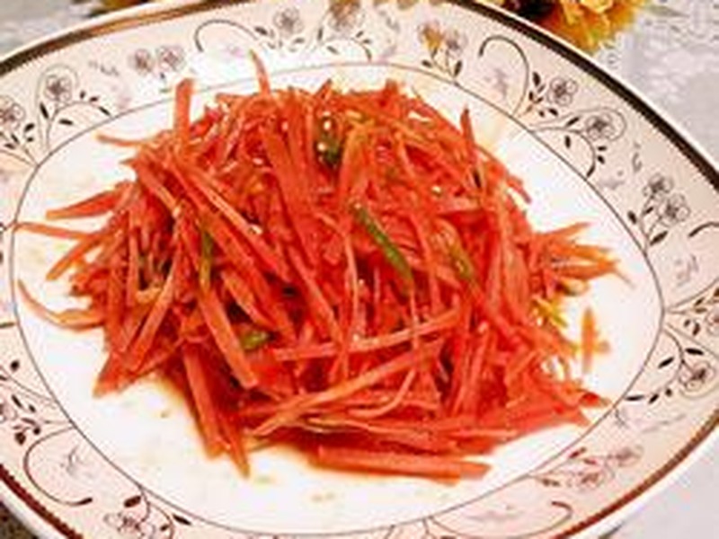 拌红萝卜丝