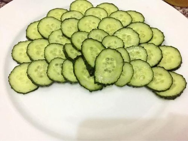 【孔雀开屏～凉拌黄瓜片】步骤3