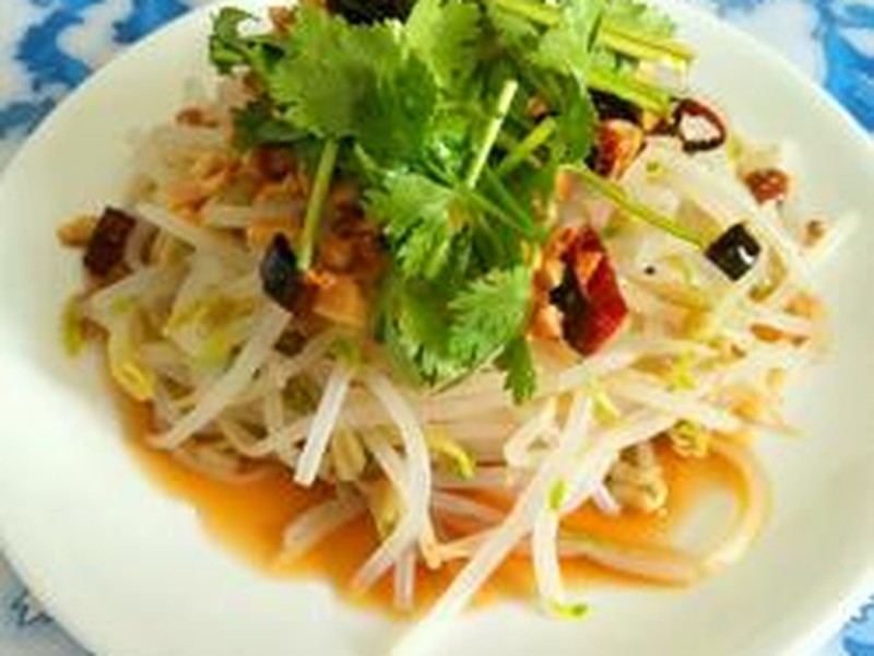 凉拌绿豆芽