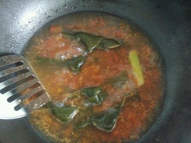 【番茄肉片汤】步骤4