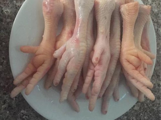 【美味卤鸡爪】步骤1