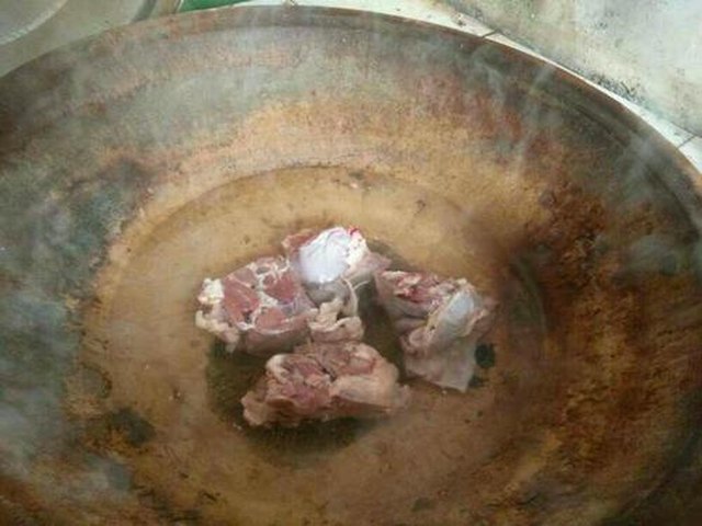 【香酱羊肉】步骤2