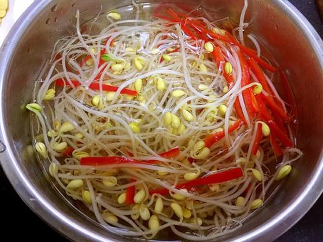 【黑芝麻绿豆芽】步骤3