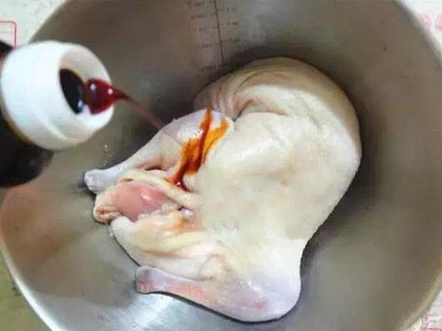 【烤鸭家常做法】步骤2