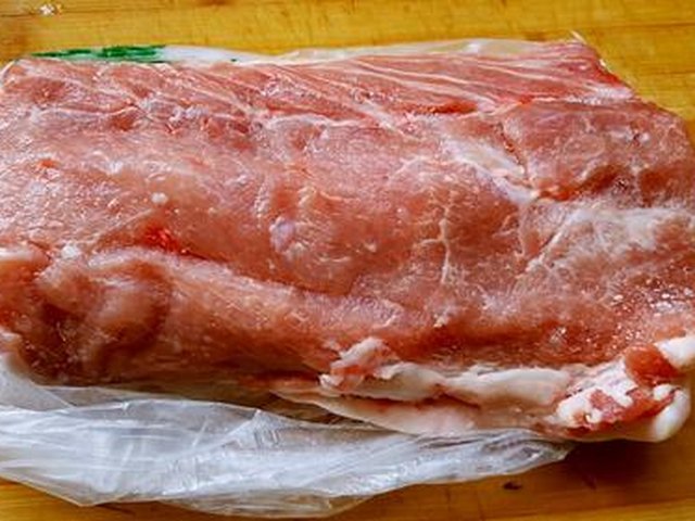 【白煮肉】步骤1