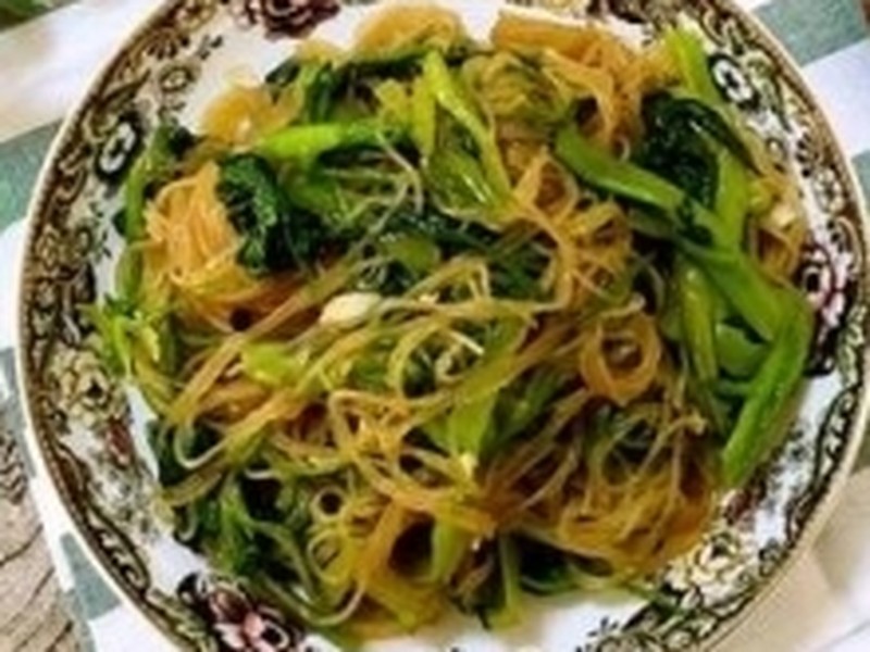 椒油菠菜拌粉丝