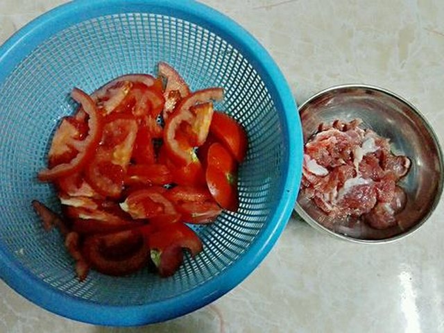 【白豆腐番茄汤】步骤2