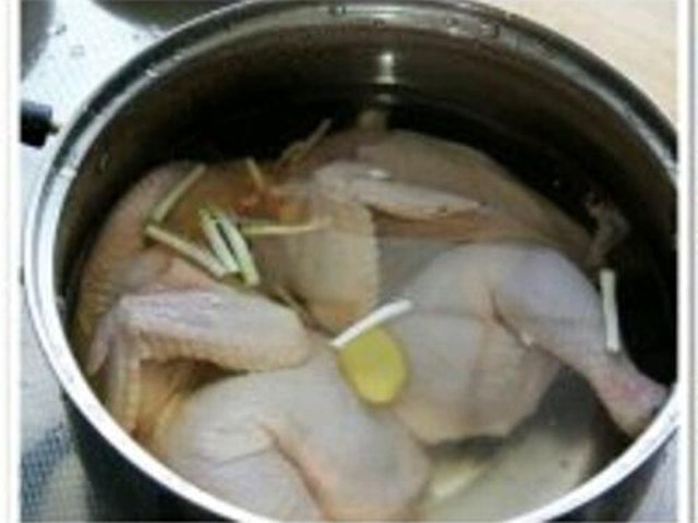 【口水麻辣子鸡】步骤2