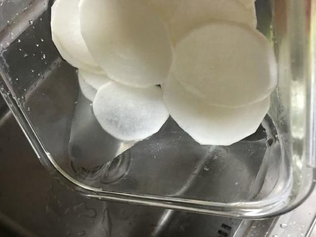 【酱香萝卜片】步骤4