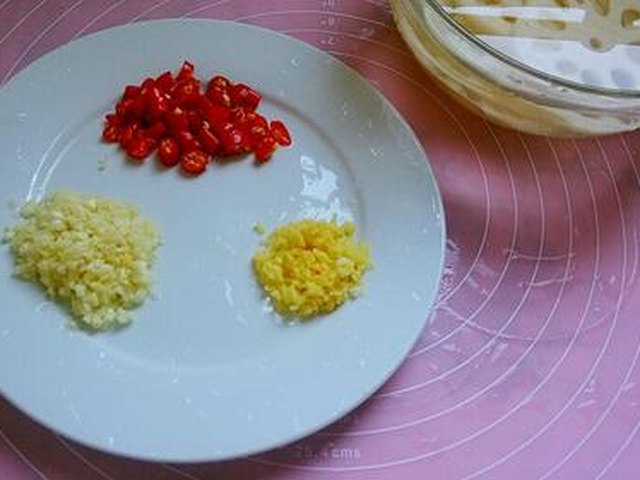 【凉拌藕片】步骤3