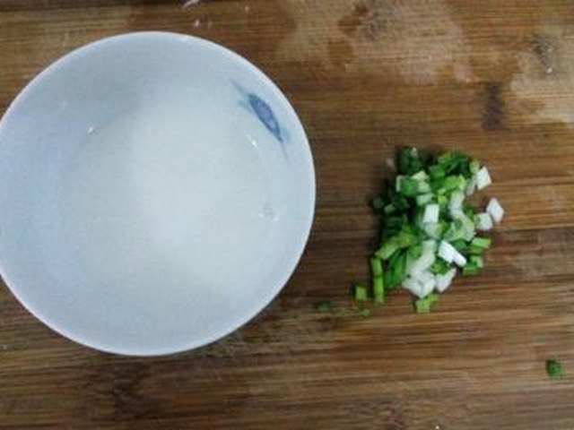 【糖醋花生米】步骤3