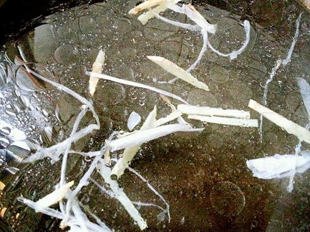 【墨鱼仔炖豆腐】步骤4