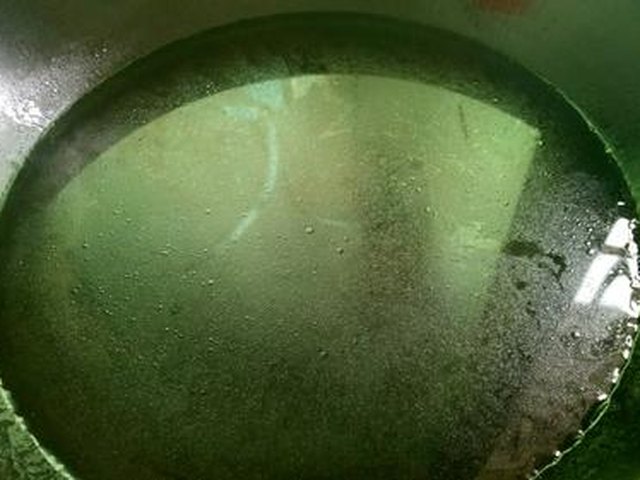 【凉拌金针菇】步骤1
