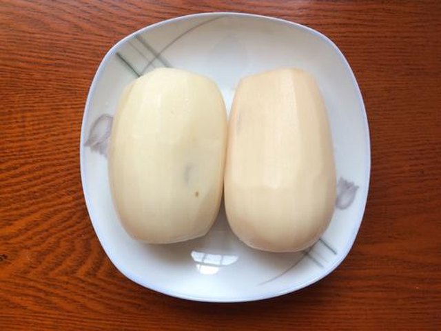 【〖 姜汁老醋拌藕片 〗】步骤1