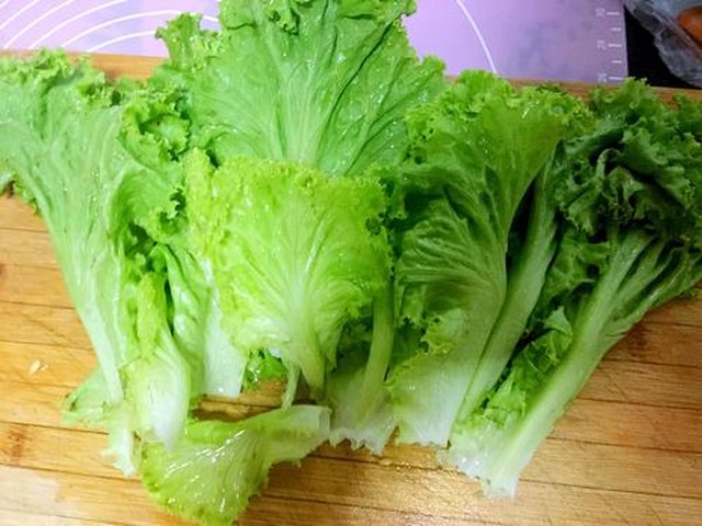 【生菜豆皮卷】步骤1