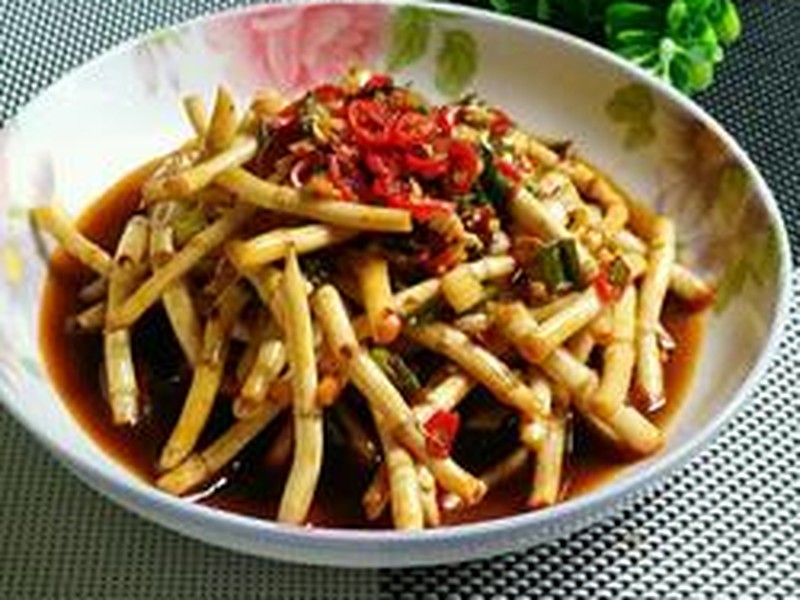凉拌折耳根