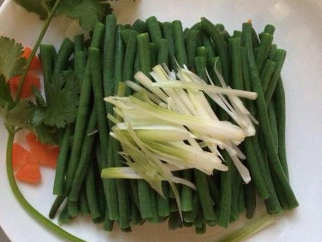 【豆豉麻酱豇豆角】步骤4
