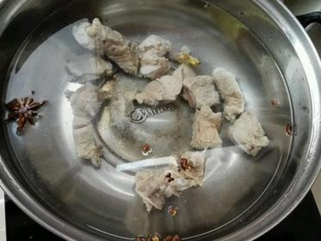 【冬瓜排骨汤】步骤2