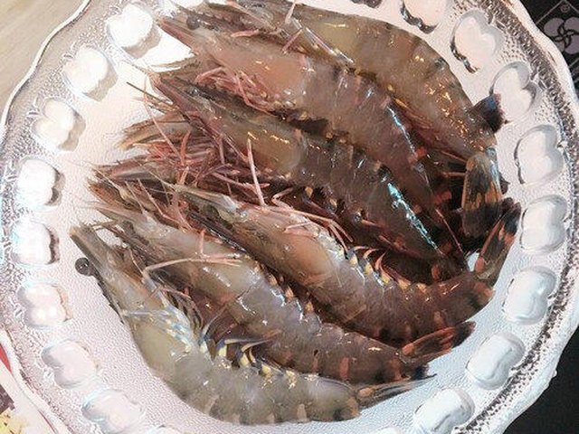 【白灼九节虾】步骤1