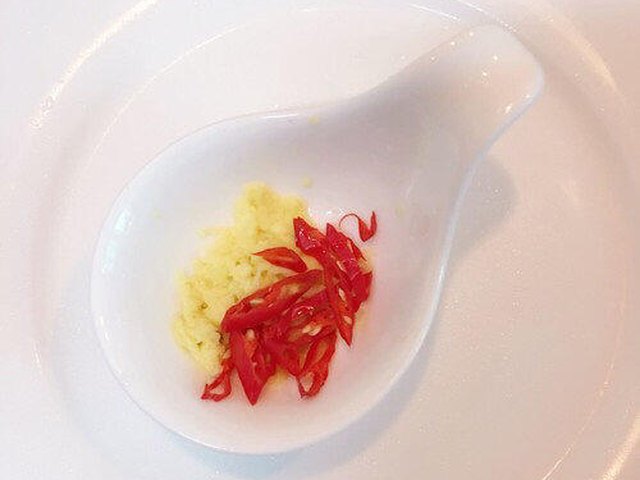 【白灼九节虾】步骤2