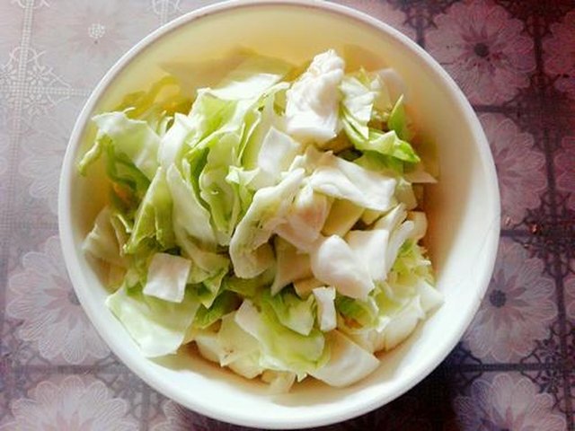 【油泼卷心菜】步骤2