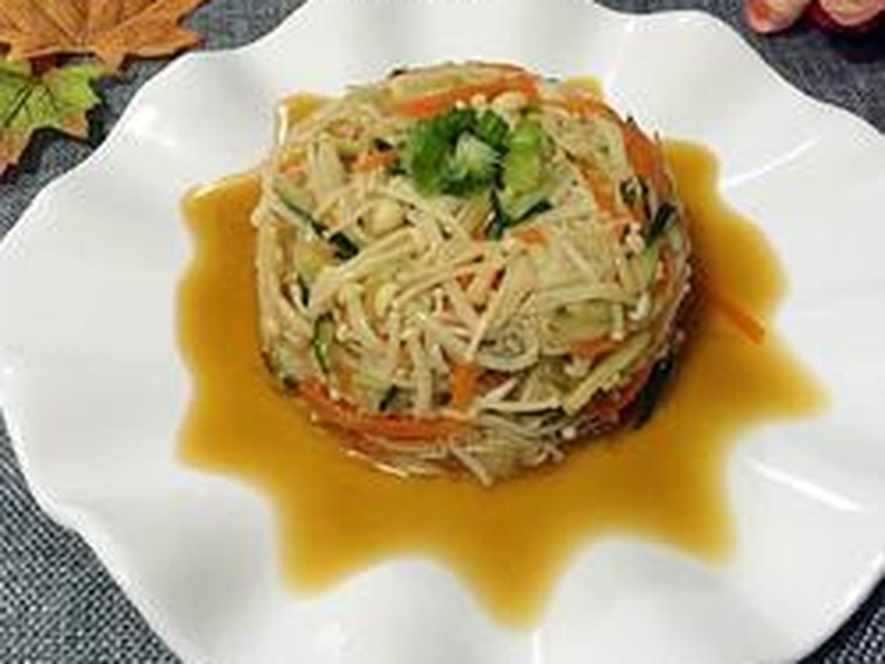 凉拌金针菇