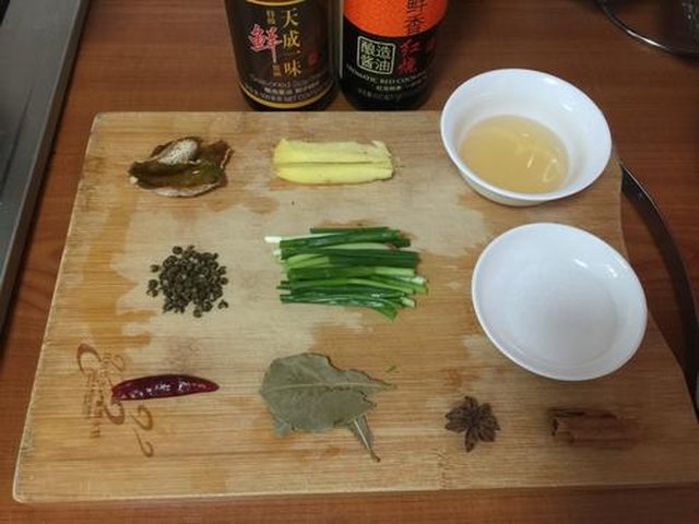 【卤猪肝】步骤2